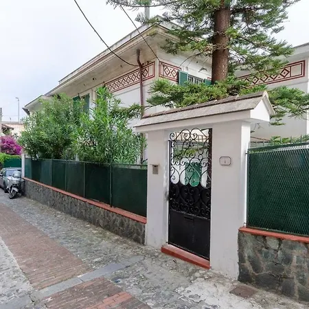 Hintown Di Famiglia Pieve Ligure